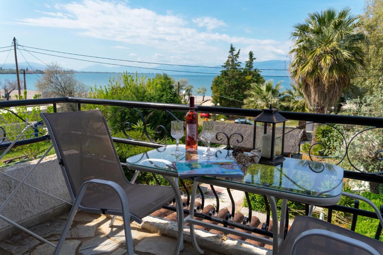 Chriselen Hotel Eleonas Bagian luar foto