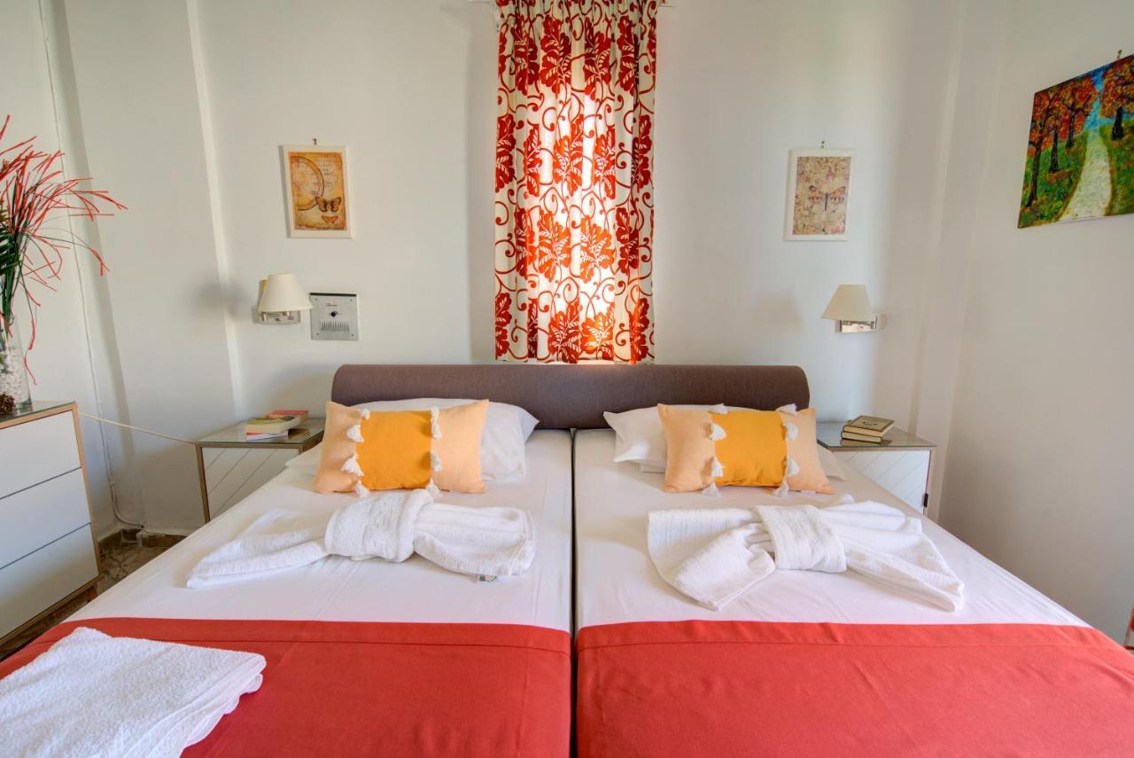 Chriselen Hotel Eleonas Bagian luar foto